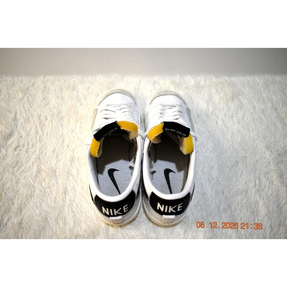 Nike Blazer Low ’77 Vintage – White Black Suede – Women’s Size 5.5